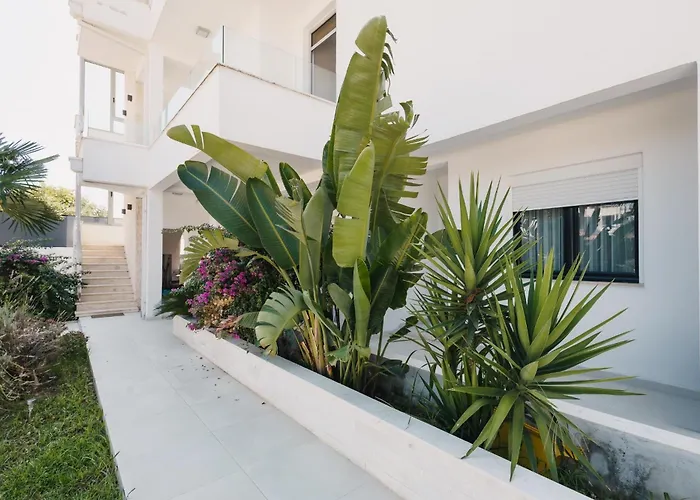 Apartments Stanaj